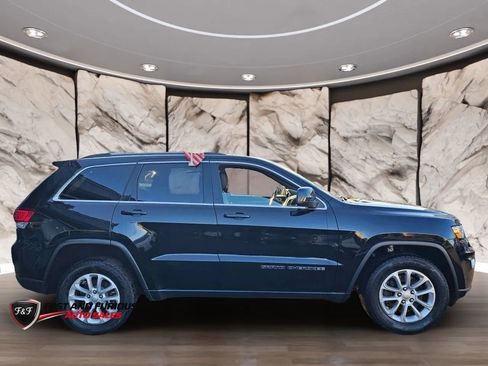 Used 2021 Jeep Grand Cherokee Laredo X AWD/4WD image 5