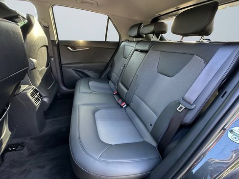 Certified 2025 Kia Niro EX Touring FWD image 13