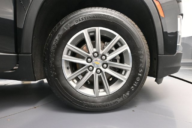 Used 2023 Chevrolet Traverse LT w/ LPO, Floor Liner Package AWD/4WD image 12