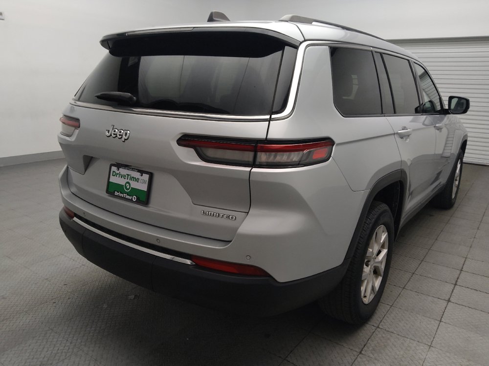 Used 2023 Jeep Grand Cherokee L Limited RWD image 9