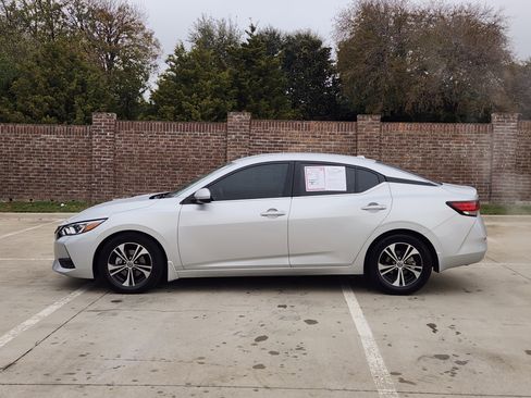 Used 2022 Nissan Sentra SV w/ All-Weather Package image 5