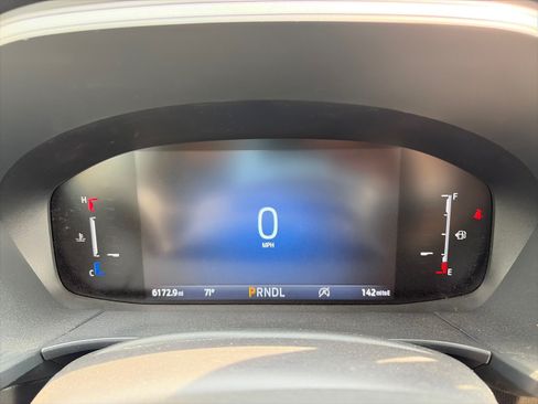 Used 2025 Ford Escape Active AWD/4WD image 15