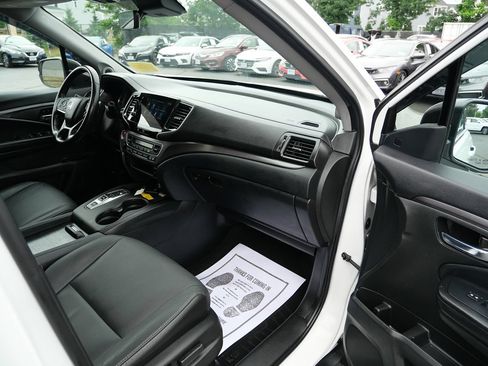 Used 2021 Honda Pilot Special Edition image 17