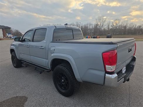 Used 2019 Toyota Tacoma SR5 image 11