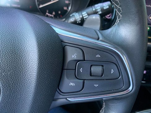 Used 2021 Buick Envision Preferred image 31