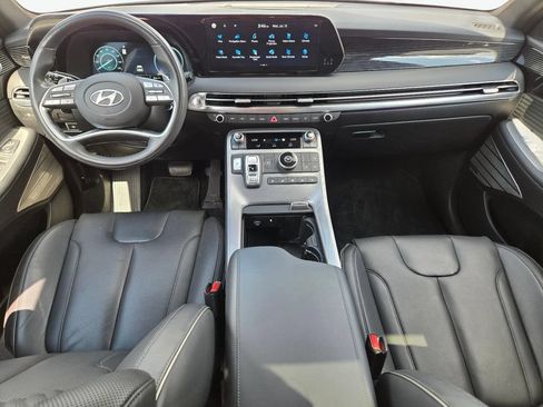 Certified 2025 Hyundai Palisade Calligraphy FWD image 20
