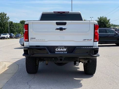 Used 2024 Chevrolet Silverado 2500 ZR2 w/ Technology Package AWD/4WD image 6