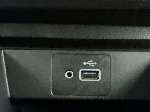 Used 2025 Nissan Kicks S image 25