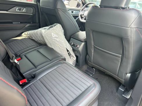 New 2026 Ford Explorer ST-Line w/ ST-Line Street Pack AWD/4WD image 12