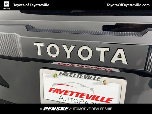Used 2026 Toyota 4Runner Limited AWD/4WD image 23