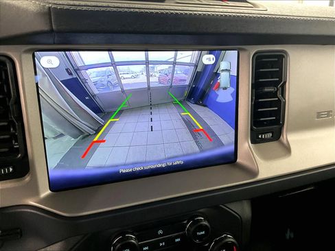 Used 2025 Ford Bronco Outer Banks image 19