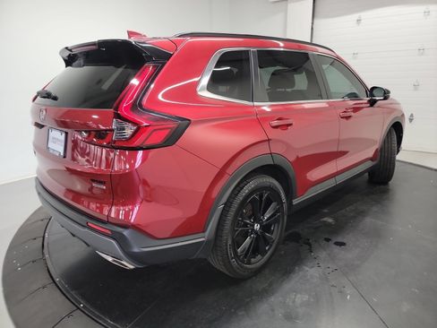 Used 2024 Honda CR-V Sport Touring image 9