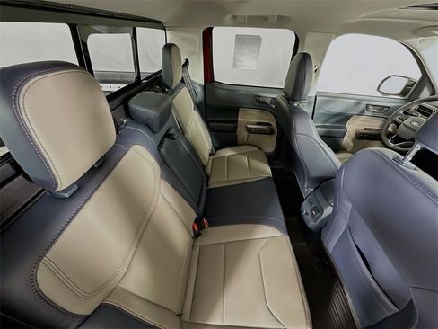 New 2026 Ford Maverick Lariat image 28