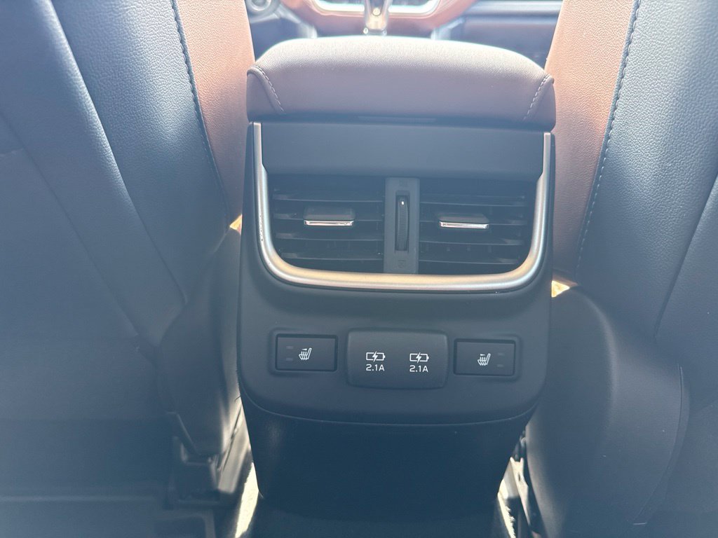 Used 2022 Subaru Outback Touring AWD/4WD image 24