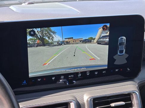 Used 2025 Ford Mustang Premium RWD image 30