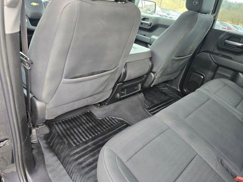 Certified 2023 Chevrolet Silverado 1500 Custom image 25