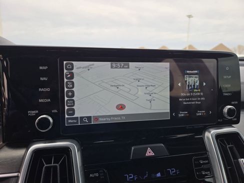 Certified 2022 Kia Sorento SX image 28