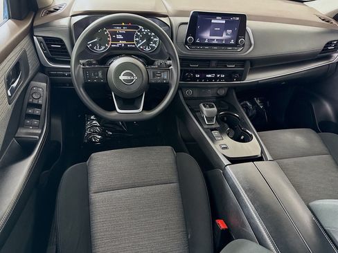 Used 2023 Nissan Rogue SV FWD image 17