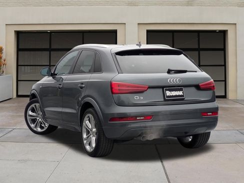 Used 2018 Audi Q3 2.0T Premium FWD image 2