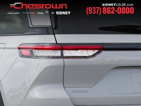 New 2026 Jeep Grand Cherokee Limited AWD/4WD image 9