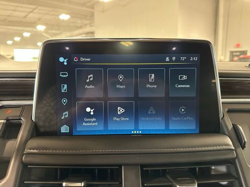 Used 2024 Chevrolet Suburban Z71 w/ Z71 Off-Road Package image 25