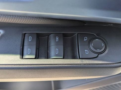 New 2026 Chevrolet Equinox EV LT FWD image 13