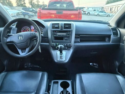 Used 2011 Honda CR-V LX image 3