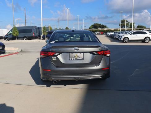 Used 2020 Nissan Sentra SR image 4