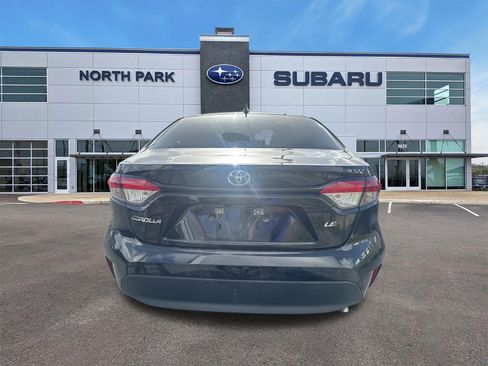 Used 2024 Toyota Corolla LE FWD image 4