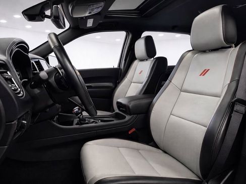 Used 2024 Dodge Durango GT image 15