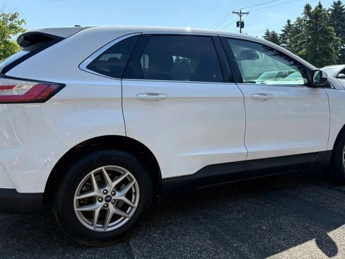 Used 2021 Ford Edge SEL AWD/4WD image 8