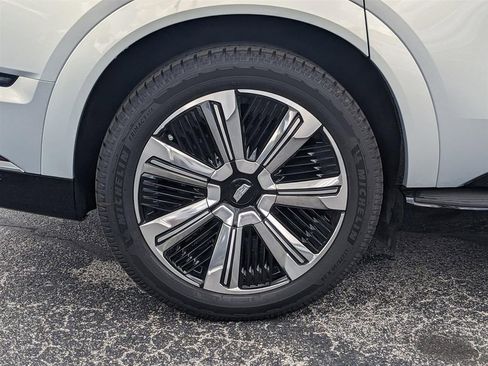 New 2025 Cadillac Escalade IQ Luxury 2 image 12