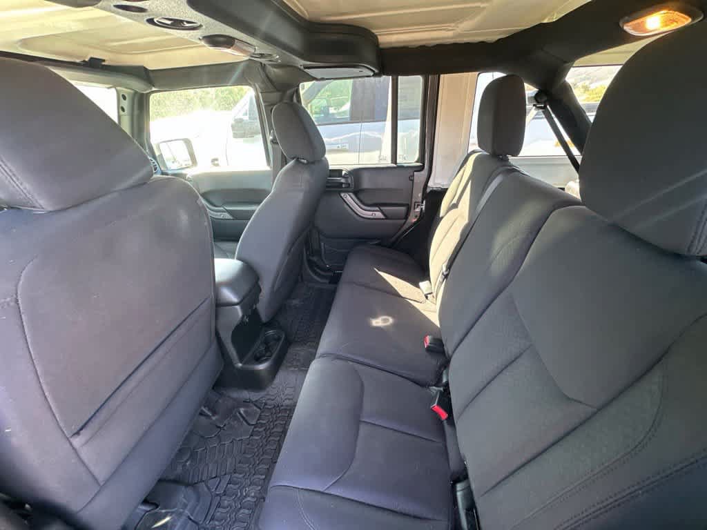 Used 2018 Jeep Wrangler Unlimited Sport S AWD/4WD image 9