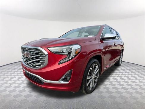 Used 2019 GMC Terrain Denali image 1