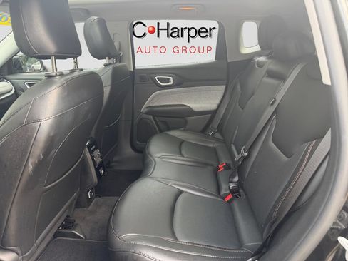 Used 2022 Jeep Compass Latitude w/ Sun and Sound Group AWD/4WD image 15