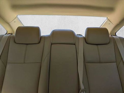 Used 2017 Toyota Avalon XLE Premium FWD image 16