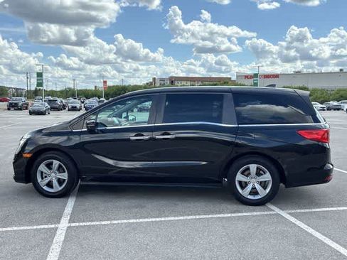 Used 2018 Honda Odyssey EX-L image 3