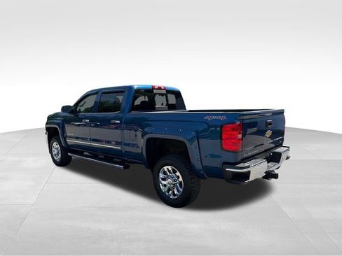 Used 2017 Chevrolet Silverado 2500 LTZ AWD/4WD image 5