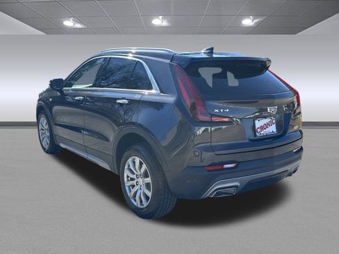 Used 2023 Cadillac XT4 Premium Luxury image 5