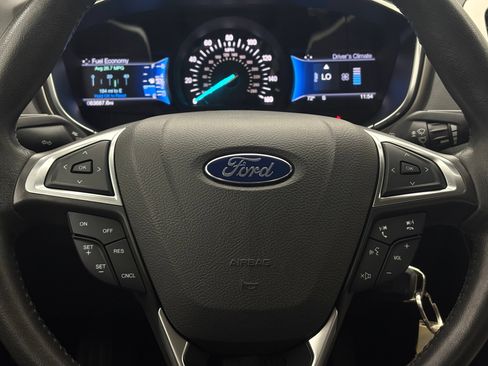 Used 2016 Ford Fusion SE w/ Equipment Group 202A FWD image 18