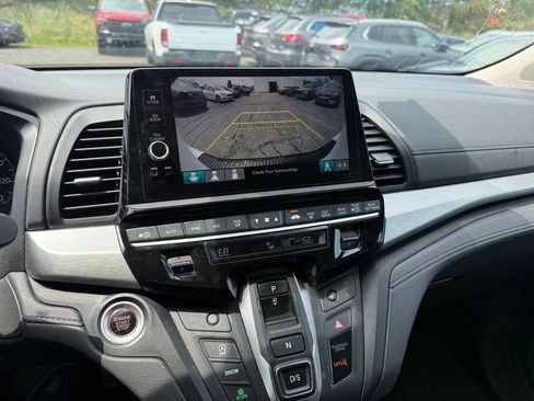 Certified 2025 Honda Odyssey EX-L image 11