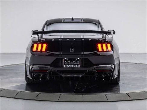 Used 2026 Ford Mustang GT Premium w/ GT Performance Package RWD image 4