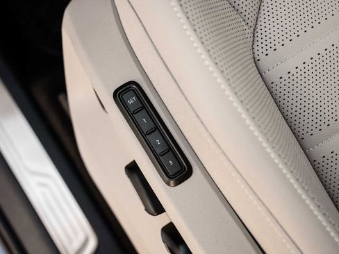 New 2026 Volkswagen Atlas SEL image 14