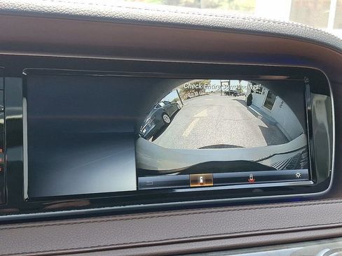 Used 2016 Mercedes-Benz S 550 4dr Sedan S 550 4MATIC image 19