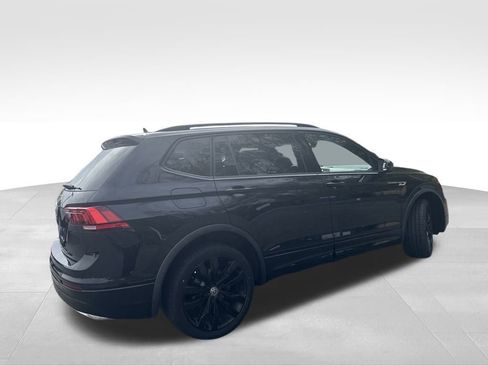 Used 2020 Volkswagen Tiguan SE R-Line image 7