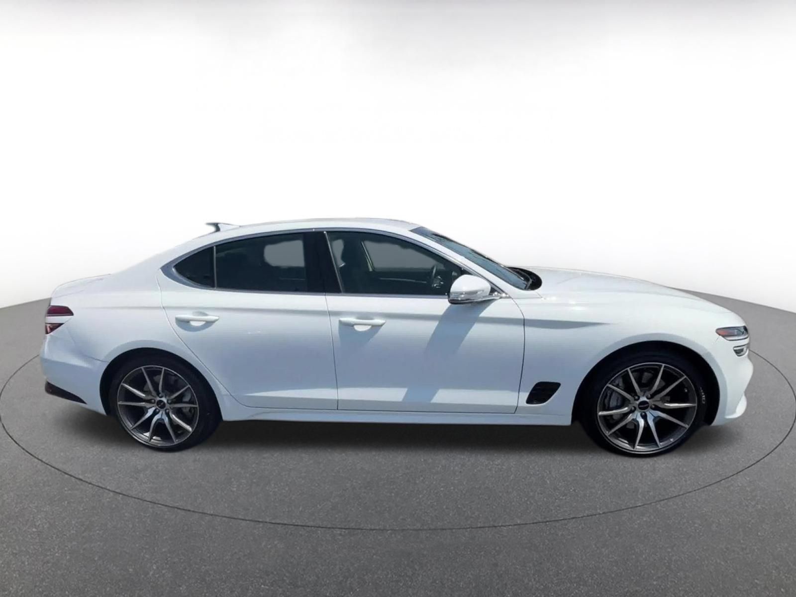 Used 2026 Genesis G70 2.5T RWD image 15