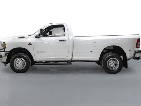 Used 2022 RAM 3500 Tradesman AWD/4WD image 9