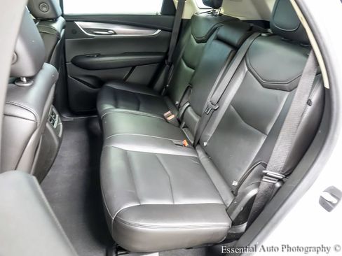 Used 2019 Cadillac XT5 Luxury FWD image 11
