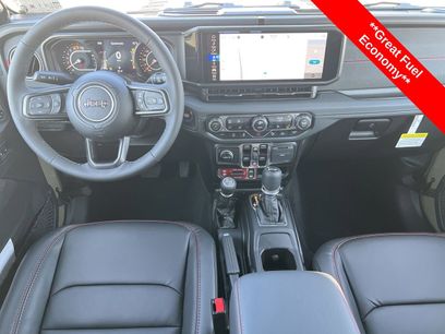 Used 2025 Jeep Wrangler Unlimited Rubicon