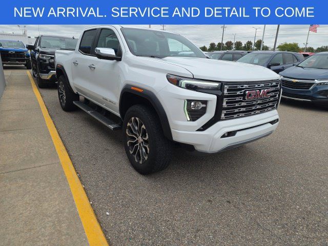 Certified 2024 GMC Canyon Denali AWD/4WD image 1
